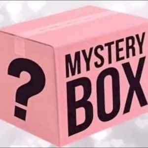 SMALL MYSTERY BOX/BAG !!